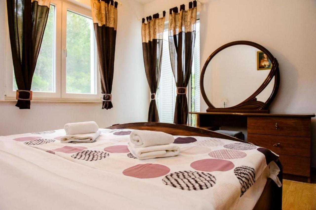 Cartolina Di Mare Apartment Подстрана Екстериор снимка