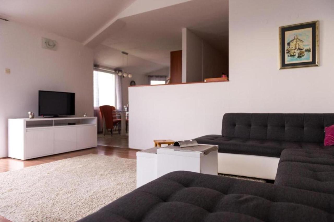 Cartolina Di Mare Apartment Подстрана Екстериор снимка